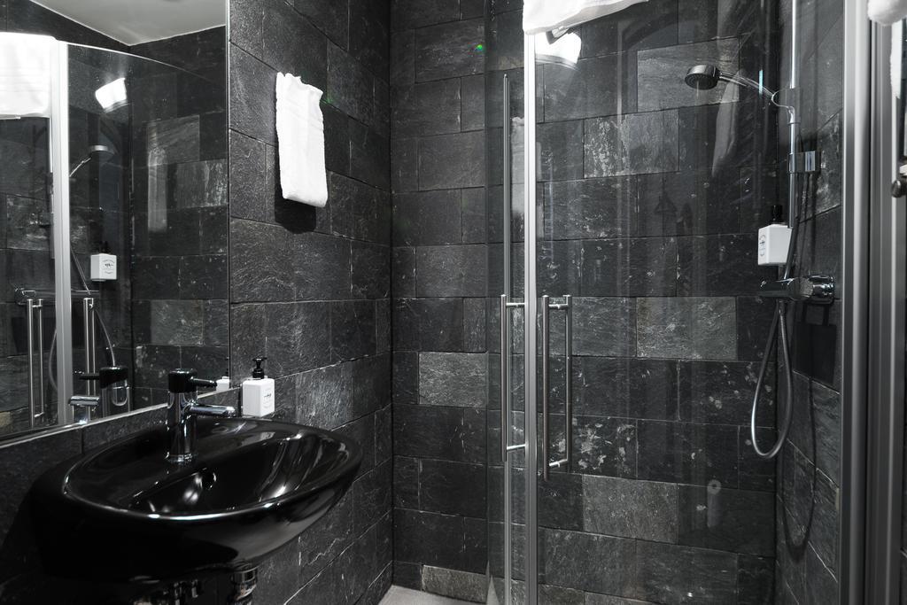 Hellstens Glashus Hotelli 3*